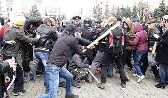 Ucraina, Mosca: basta allo spargimento di sangue