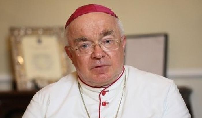 Pedofilia, il nunzio Wesolowski condannato allo stato laicale