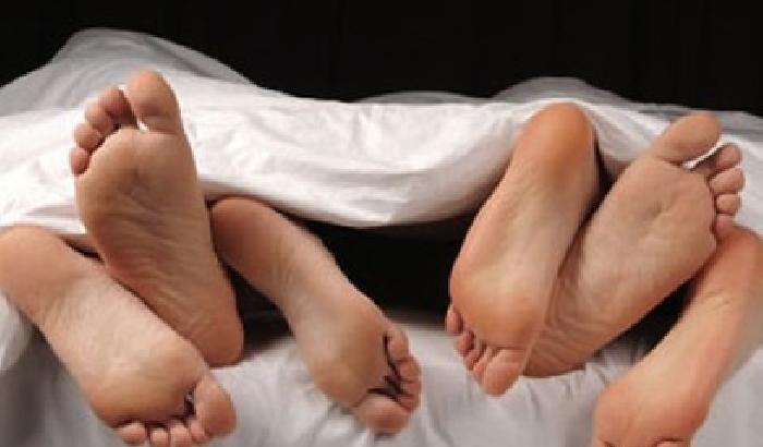 00EAE3-NEWS_121763 Ménage à trois con ricatto, arrestate due ragazze