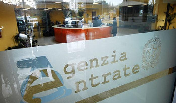 Arrestato l'ex direttore dell'Agenzia delle Entrate