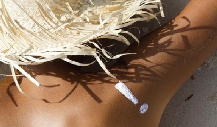 Evitare il sole raddoppia il rischio di mortalità nelle donne