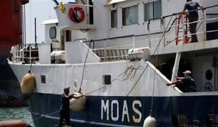 Arriva la prima nave finanziata da privati per soccorrere i migranti