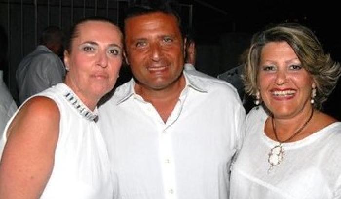 La Concordia parte e Schettino se la gode al party