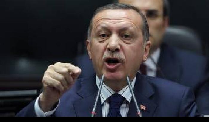 Turchia, guai ai giudici: un centinaio in manette