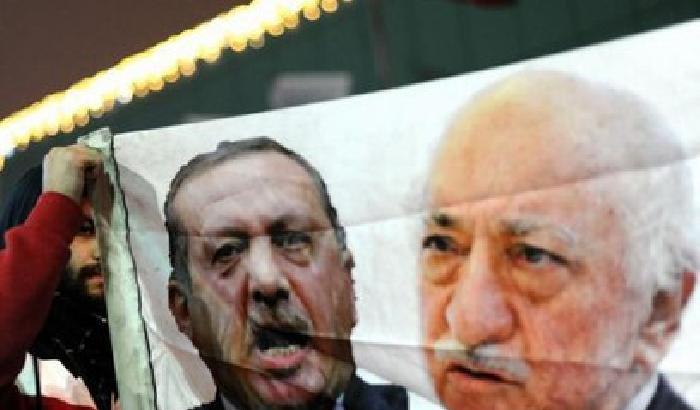 Smascherarono le tangenti di Erdogan: arrestati poliziotti in Turchia