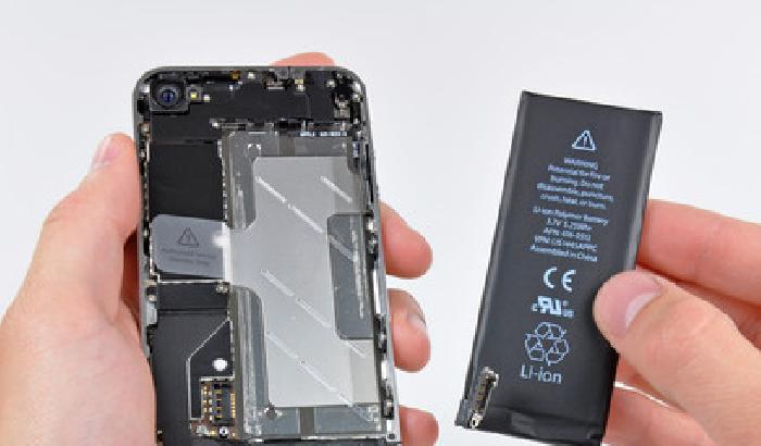 Apple sostituisce la batteria difettosa degli iPhone 5