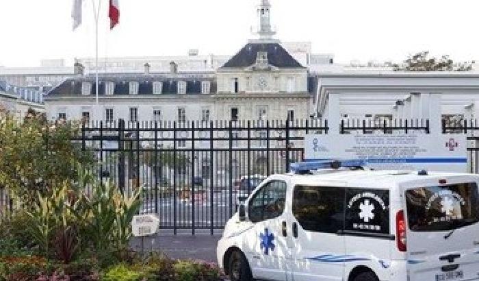 Ebola, caso sospetto a Parigi: paura in Europa