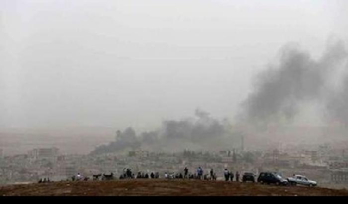 La Turchia attacca (i curdi)