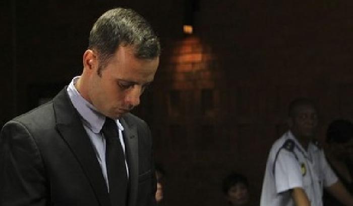 00F9F2-NEWS_129529 Pistorius come Silvio: chiede i servizi sociali