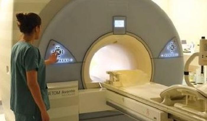 00FA26-NEWS_129632-1 Tumori: un nuovo apparecchio hi-tech per scoprirli senza radiazioni