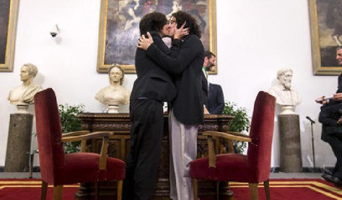 Il prefetto a Marino sulle nozze gay: annulli le trascrizioni