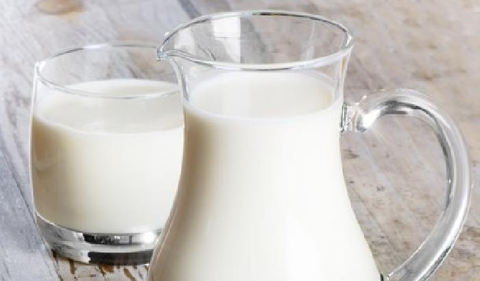 Bere latte fa male alle ossa