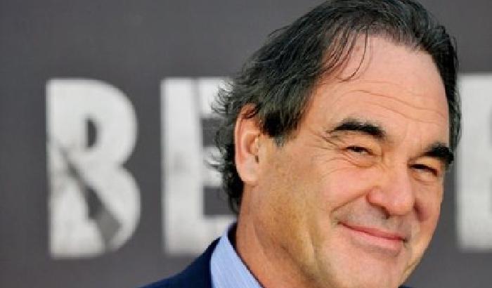 Oliver Stone vuole girare un documentario su Putin