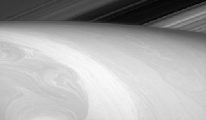 Spazio: Saturno visto da vicino