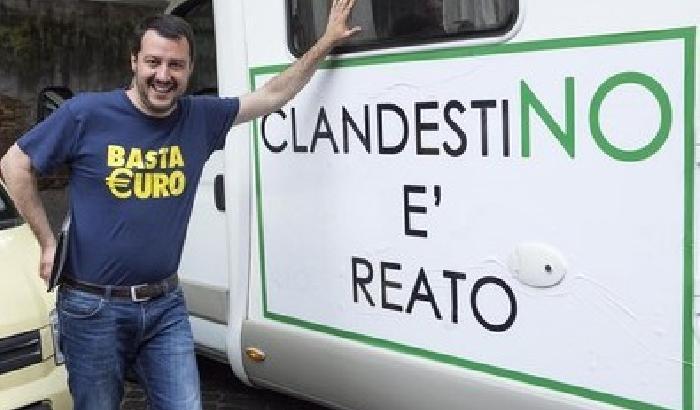 Salvini: i clandestini non li voglio morti, ma tornino a casa loro