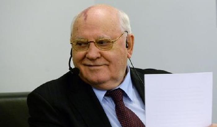Gorbaciov: "Indietro di vent'anni "