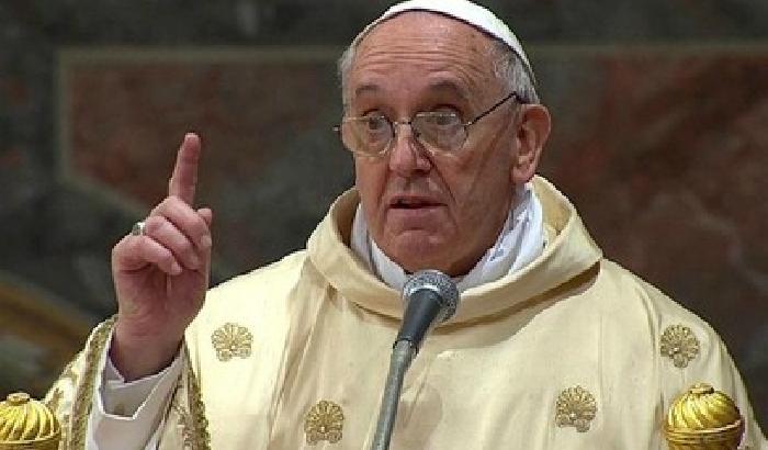 Il Papa: Dio ci ama come una mamma e ci canta la ninna nanna