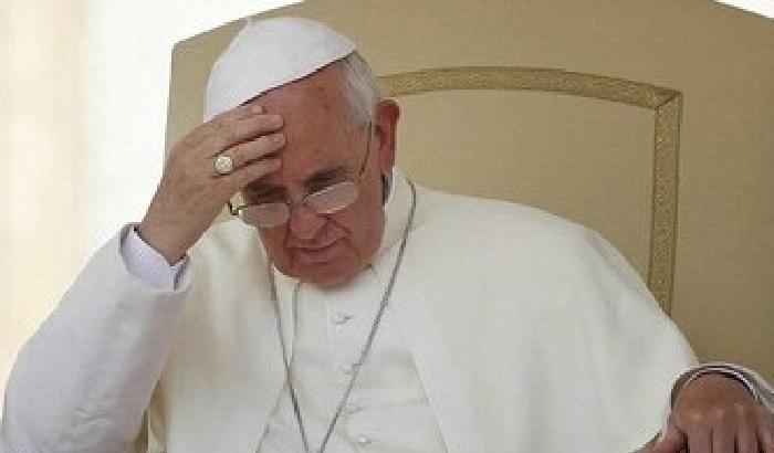 Il Papa: sia un Natale senza mondanità