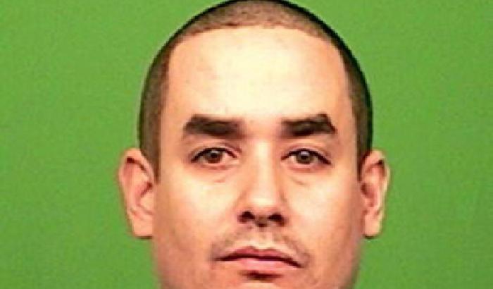 010664-NEWS_135846 Ai funerali di Rafael Ramos i poliziotti voltano le spalle a de Blasio