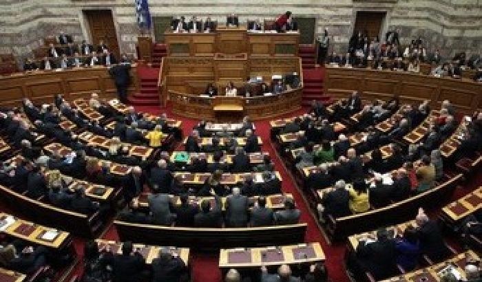 La Grecia va verso le elezioni anticipate