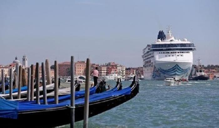 Venezia riapre alle grandi navi