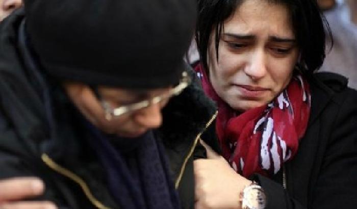 0108EF-dolore-ai-funerali-delle-vittime Dolore ai funerali delle vittime