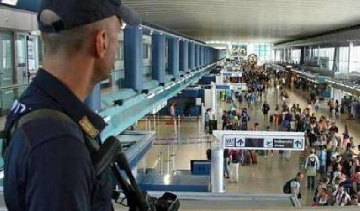 Terrorismo, arrestato un albanese all'aeroporto di Catania