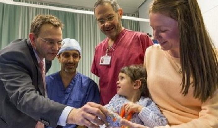 010B6C-NEWS_138621 Un cuore in 3D salva la vita a una bimba di 2 anni