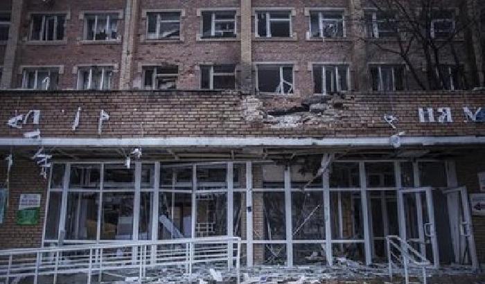 Ucraina, razzi su ospedale a Donetsk: è strage