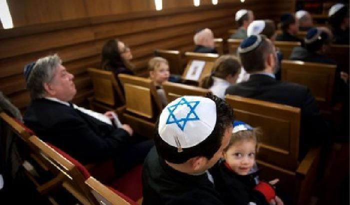 Gli ebrei tedeschi hanno paura, alcuni rinunciano alla kippah