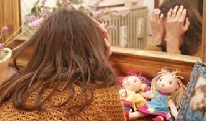 0111C4-NEWS_141974 Undicenne costretta a fare sesso per accedere a una comunità