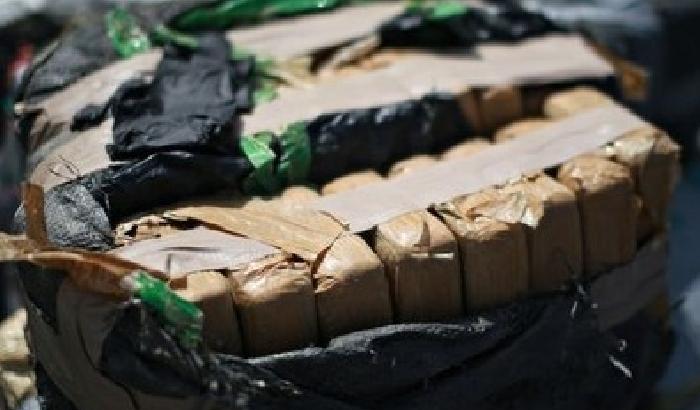 0112A5-NEWS_142453 La Russia accusa: l'Isis si finanzia con droga e petrolio