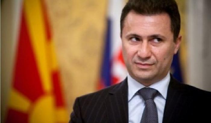 0113C7-NEWS_143006 Il premier cancella i debiti