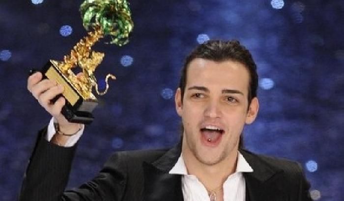 Recuperato il trofeo vinto da Valerio Scanu a Sanremo, era stato rubato
