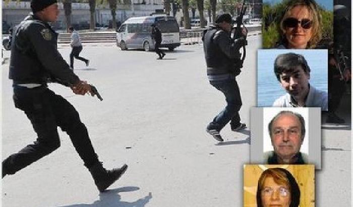 Strage di Tunisi, Renzi accoglie le salme a Ciampino