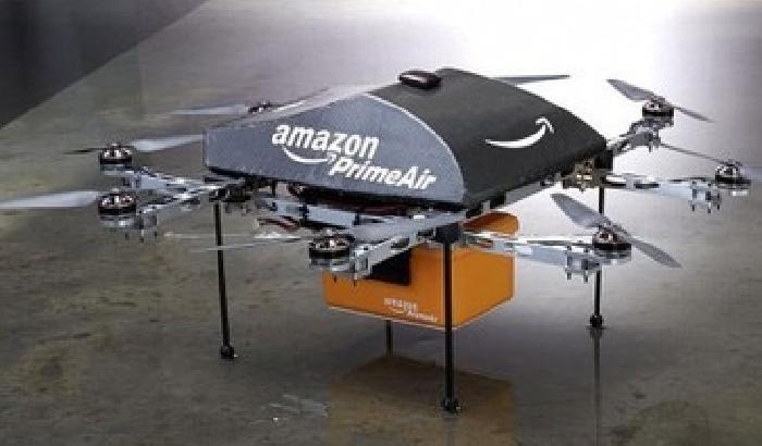 0115A1-NEWS_143955 Amazon, droni per consegnare i pacchi: partono i test