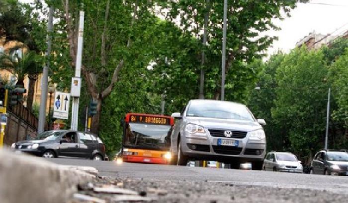 Monza: un pirata di strada uccide un 15enne