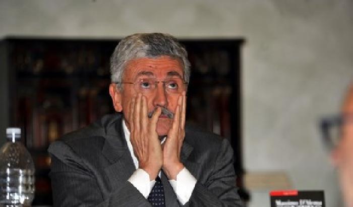 Inchiesta Ischia, D'Alema: fango su di me, valuto denunce