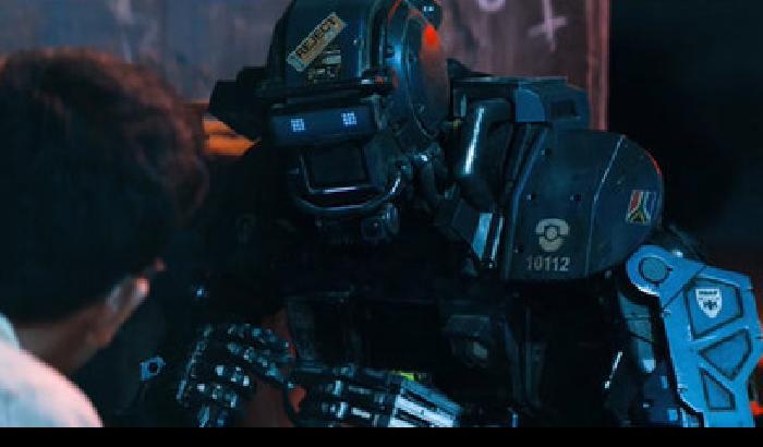 Una scena dello sci-fi Humandroid con Hugh Jackman e Sharlto Copley