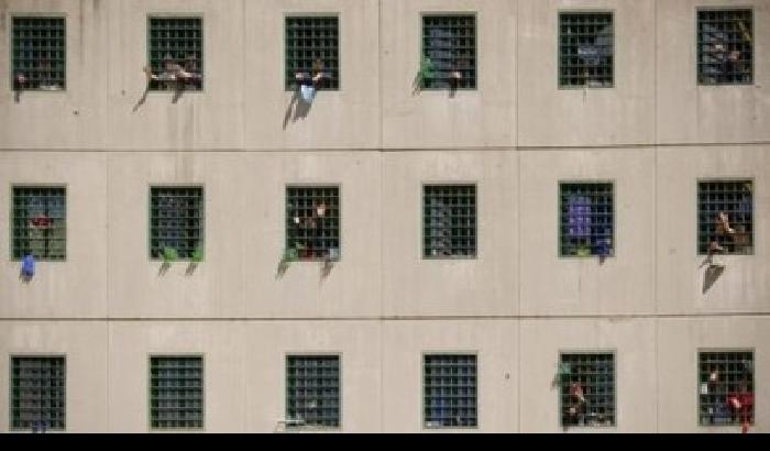 01195C-NEWS_145882 Carcere: sono malati 7 detenuti su 10, più frequenti i disturbi psichici