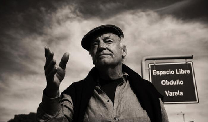 Galeano, lo scrittore ossessionato dal ricordo in una terra condannata all'amnesia