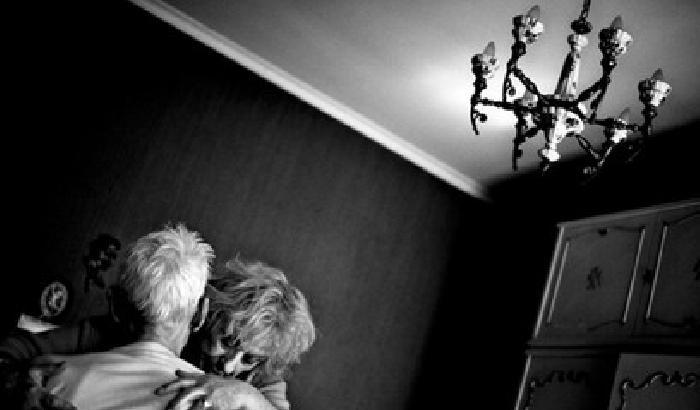 011A3A-NEWS_146341 Fa sesso con la moglie malata di Alzheimer: processato