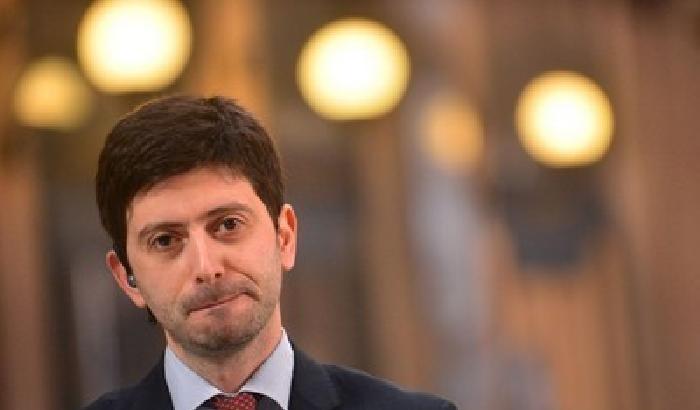 Italicum, Pd nel caos: Speranza si dimette