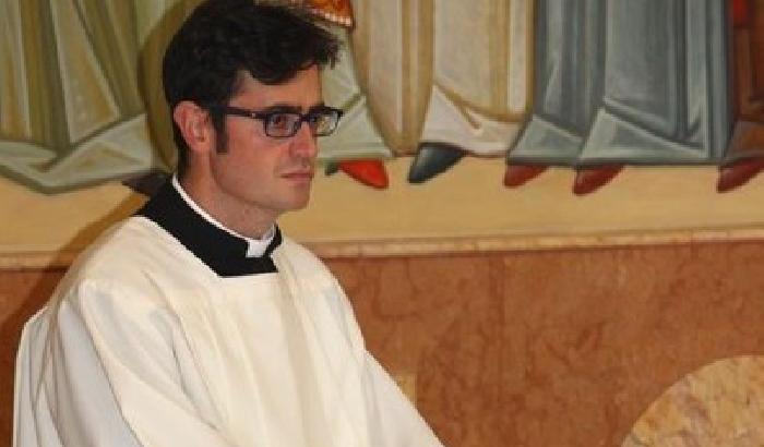 Giovane sacerdote, malato terminale, celebra la sua prima messa