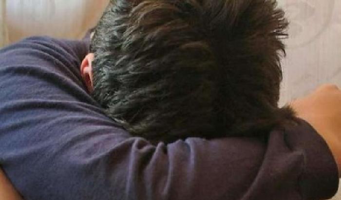 011B38-NEWS_146806 Adescavano minorenni su internet per fare sesso, arrestati