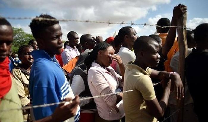 011AFF-nella-foto-migranti Nella foto, migranti