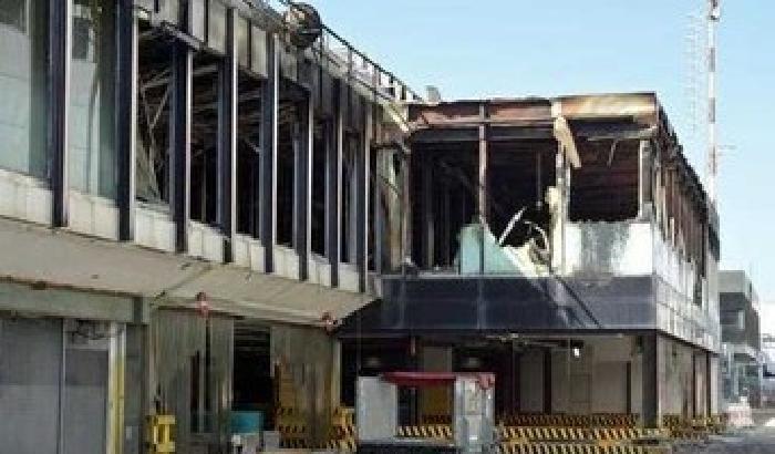 011F96-NEWS_149028 Fiumicino: cinque operai indagati per il rogo