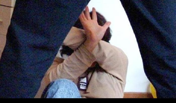 012210-NEWS_150267 Reggio Emilia: indagine per abusi a scuola su un disabile