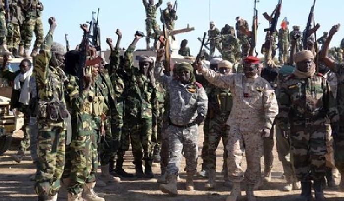 0122A5-NEWS_150538 Nigeria: un video mostra soldati giustiziati da Boko Haram