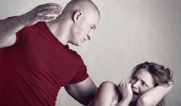 01233F-NEWS_150829 Istat: 7 milioni di donne italiane hanno subito violenza